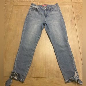 Guess Jeans